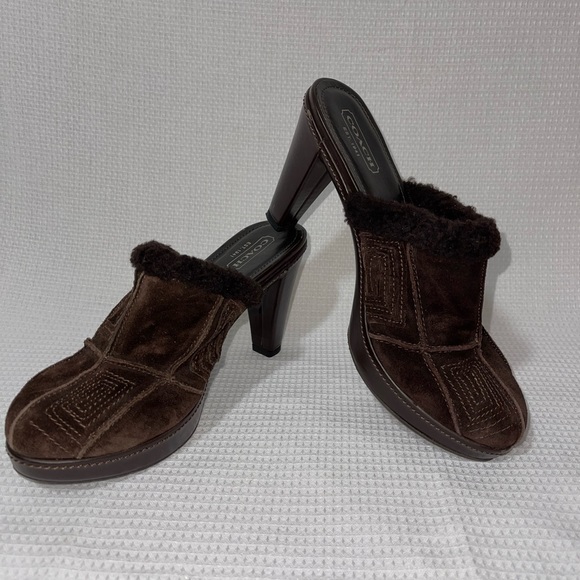 Coach Aubrey Chocolate Brown Suede Leather Fleece Mules Slide Clogs size 10 - Picture 1 of 8